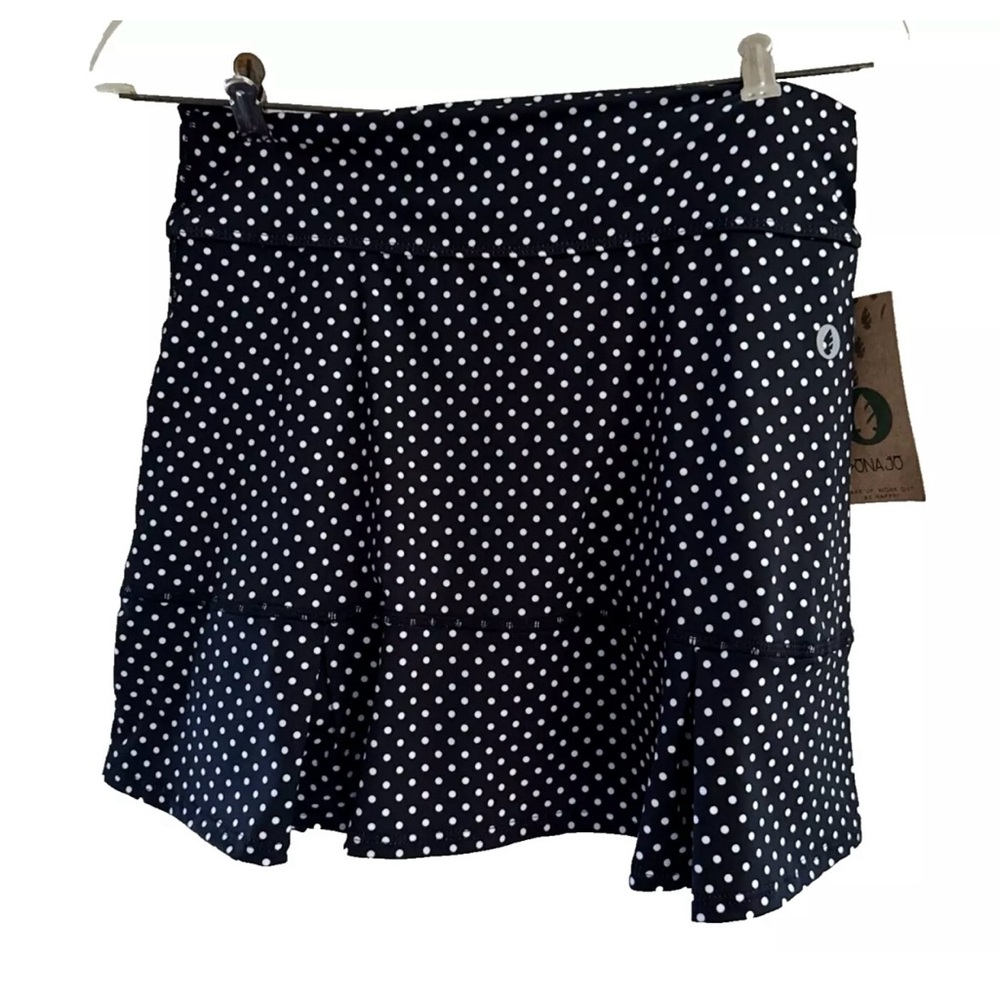 NWT Dona Jo Women’s Skort Athletic Pickleball Tennis Black White Dots Lg